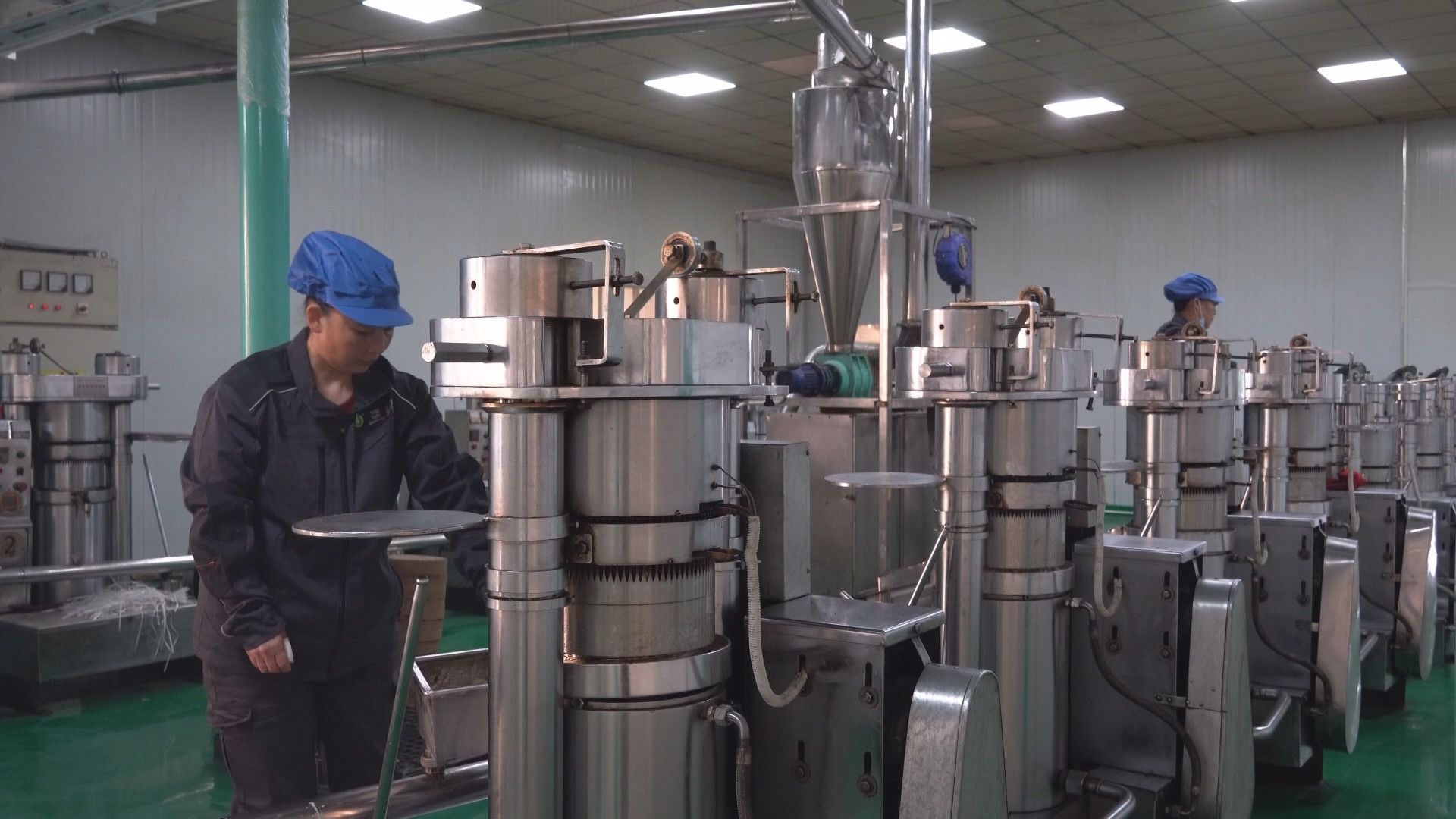 9.2億美元！襄州藥品零售出口領跑全市，外貿(mào)成績單璀璨奪目